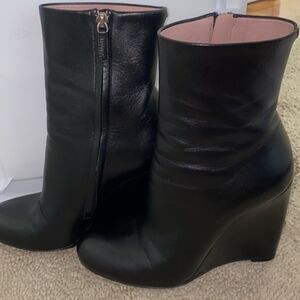 Gucci Black Leather Wedge Boots